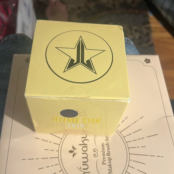 Jeffree Star 💫 Banana Fetish Body Scrub, never opened, NIB. - Picture 2 of 6